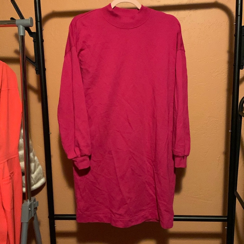 Gap fuschia mock neck sweatshirt dress